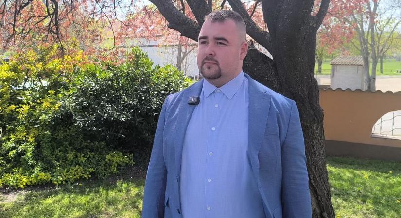 Kanik Péter: nyugodt kampány után jöhet a döntés – békés választást várnak Előszálláson (videó)