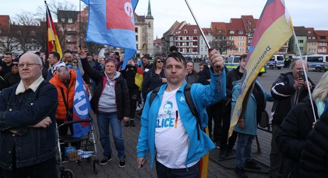 Az AfD párt a migránsok kiutasítására készül Németországból, az ukránok is veszélybe kerülhetnek