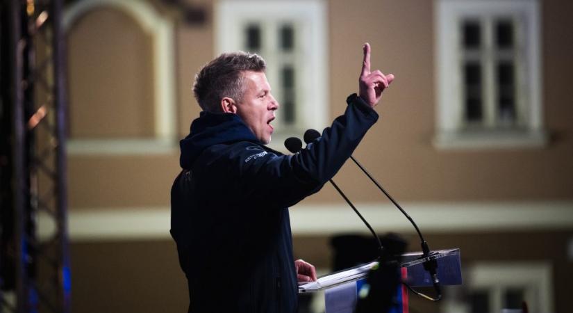 Medián: kétpárti parlament, Tisza-kétharmad várható