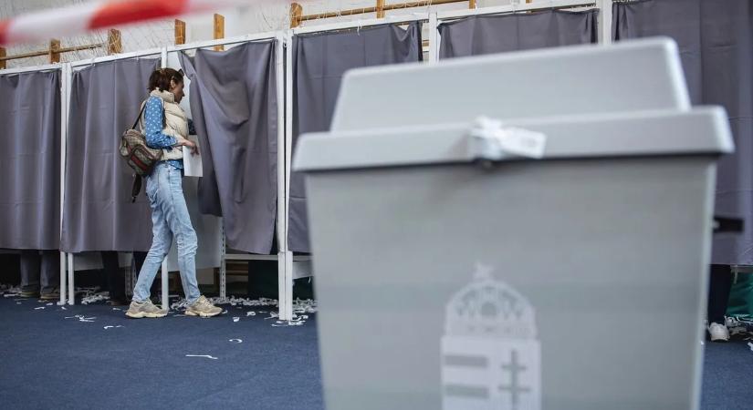 Zárják az urnákat, hamarosan érkeznek az első eredmények!