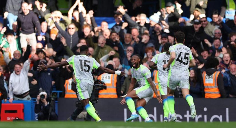 Kiütötte a Chelsea-t, tapad az Arsenalra Guardiola Cityje