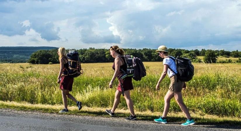 Elég egy hátizsák és 10 nap: indul a Balaton Camino