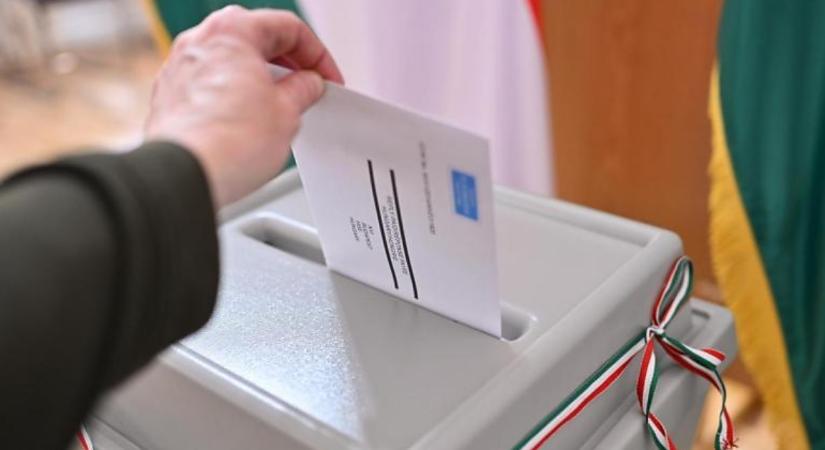 Választás 2026: megkezdődött a levélszavazatok bontása