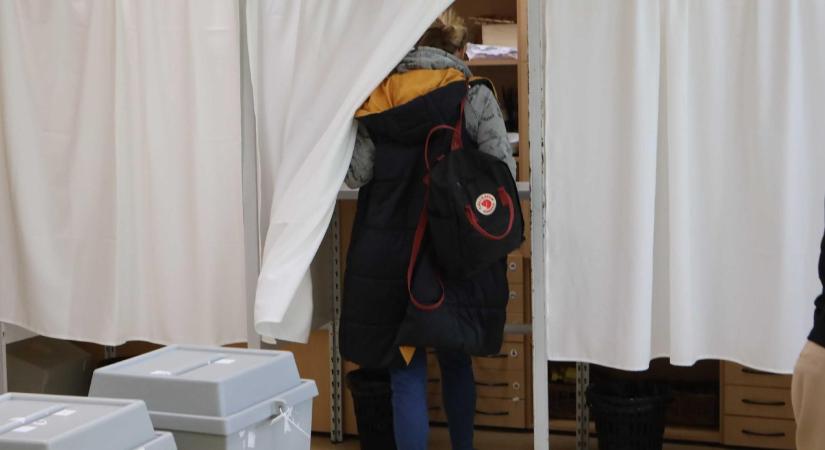 Már több mint 21 százalék a feldolgozottság: Tisza 128, Fidesz 62 mandátum