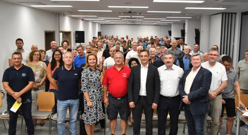 Hallgat a debreceni Fidesz