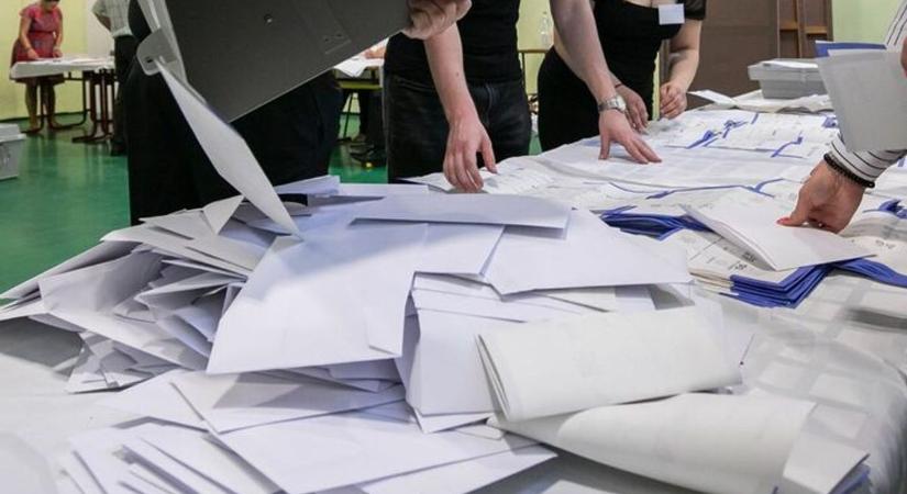 Választás 2026 - Mindenhol bezártak a szavazókörök, megkezdődött az előzetes eredmények publikálása