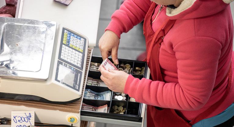 A Tisza Párt győzelmének hírére erősödött a forint az euróval és a dollárral szemben