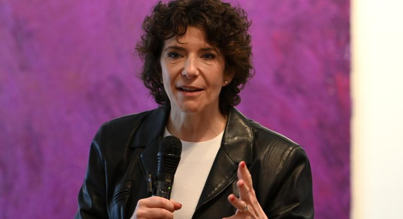 Dobrev Klára lemondott, nincs baloldal a parlamentben