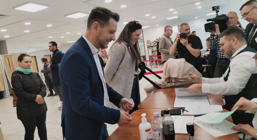 Több mint 93 százalékos volt a részvétel a külképviseleti szavazókörökben