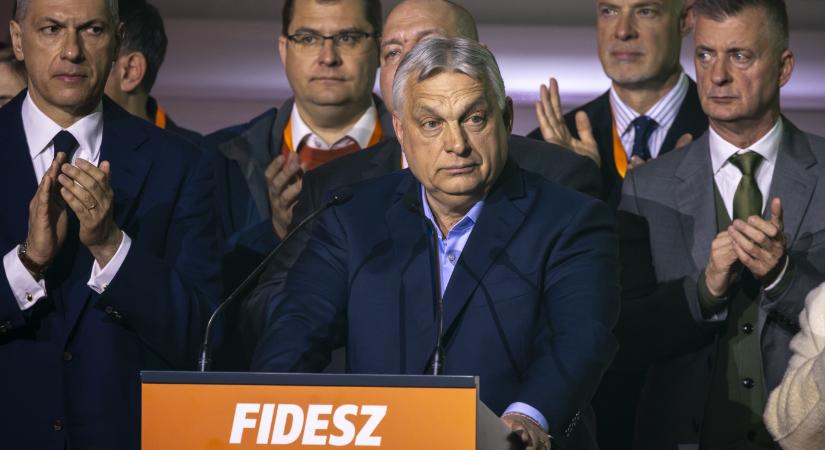 Orbán Viktor a bukás pillanataiban