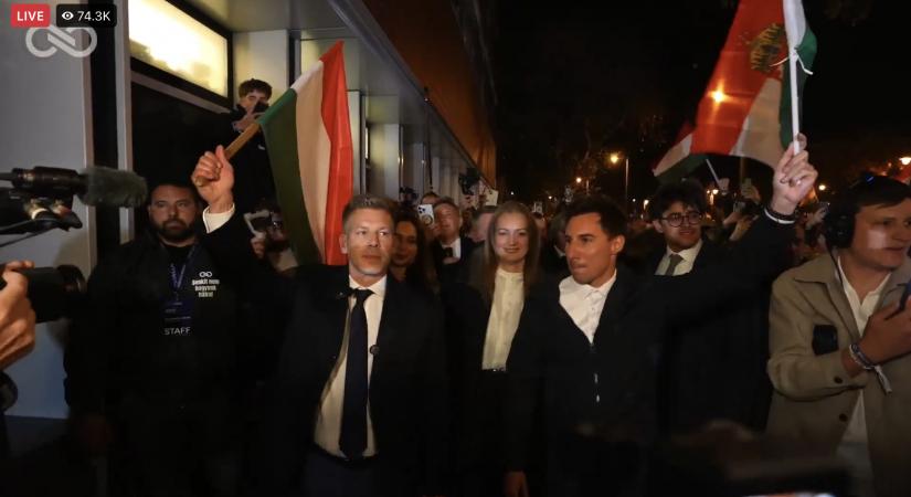 Jön Magyar Péter győzelmi beszéde