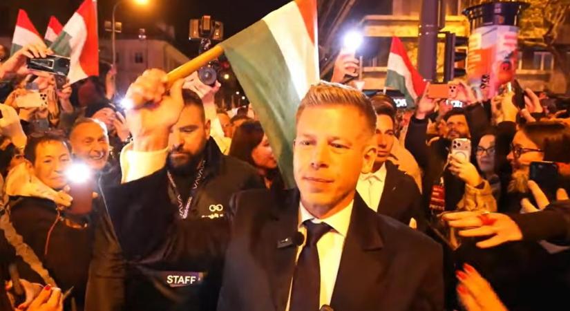 Magyar Péter: A győzelmünk nem a Holdról, hanem minden magyar ablakból látszik