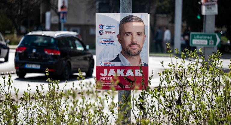 Nem jött be a volt jobbikos DK-s izmozása, elmosta a Tisza-cunami Jakab Pétert