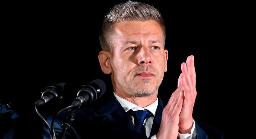 Magyar: Nem szabad különbséget tenni magyar és magyar között, megosztani és hergelni, mert az bűn