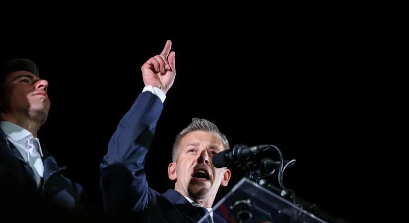 Magyar Péter győzelmi beszédében elszámoltatást és megbékélést ígért, és lemondásra szólította fel Sulyok Tamást