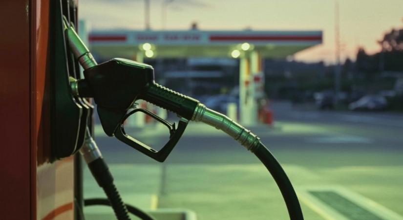 Ennyit a békéről, felrobbant az olajár!