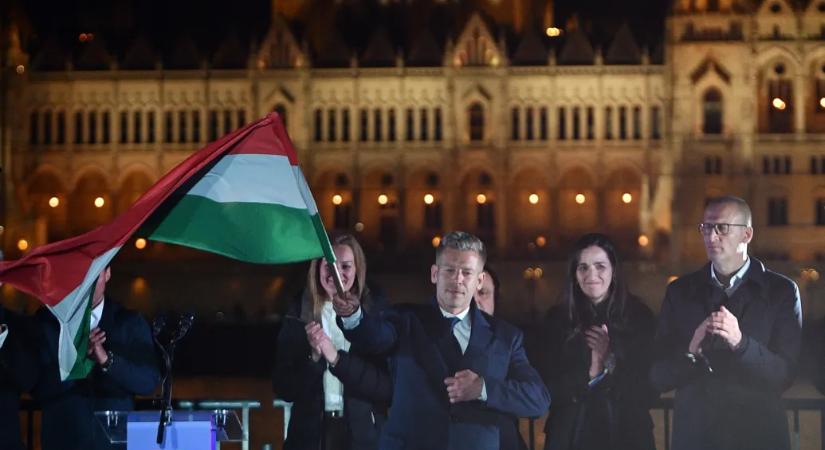 „Történelmi hatalomváltás Magyarországon” – így reagált a nemzetközi sajtó a Tisza győzelmére