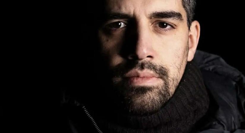 Heti Hetes 2026: Időhurokba ragadt visszatérés a választások éjszakáján