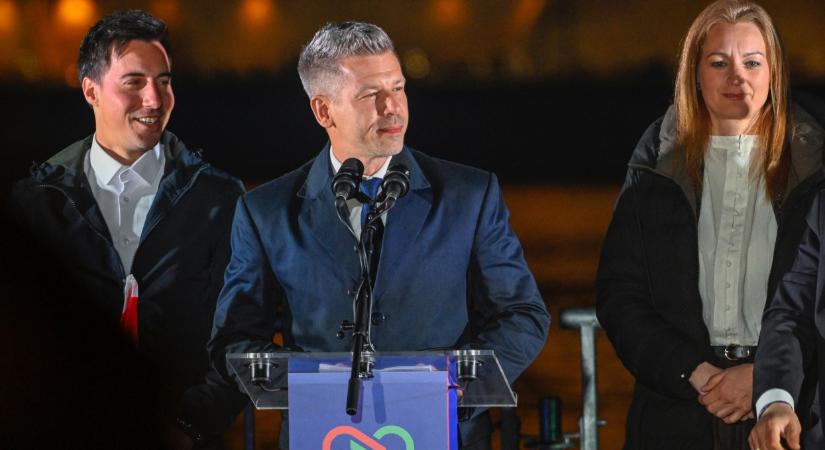Választás 2026: 99%-os a feldolgozottság, most már matematikailag is biztos, hogy kétharmaddal ül be a Parlamentbe a TISZA Párt
