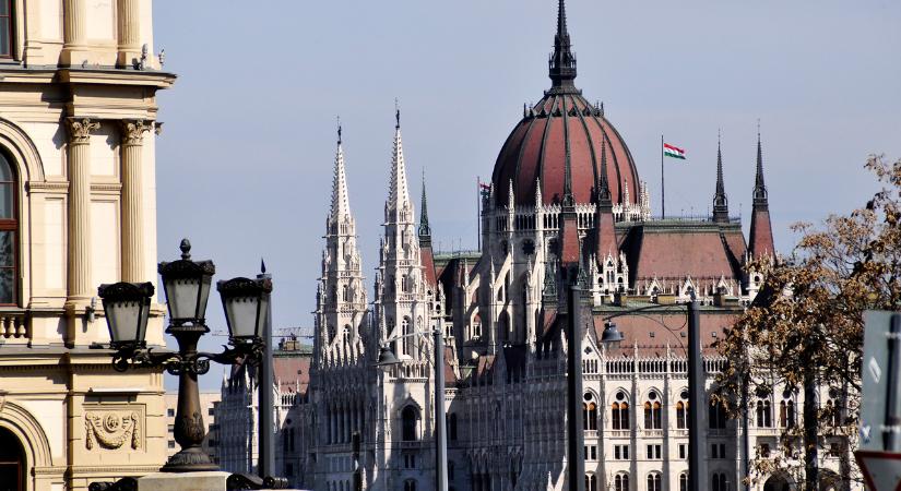 Ekkor jön az új Országgyűlés és az új kormány