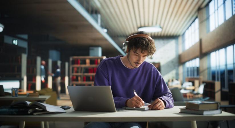 Ezzel a hibával szinte biztosan tönkreteszed a laptopod akkumulátorát