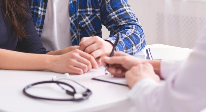 A HPV-fertőzés első jelei: gyakran teljesen tünetmentes, de ez a 3 jel árulkodó