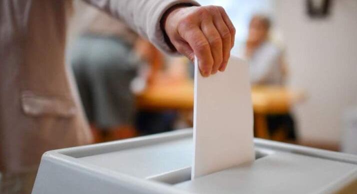 Történelmi fordulat – A Tisza Párt kétharmados győzelmet aratott