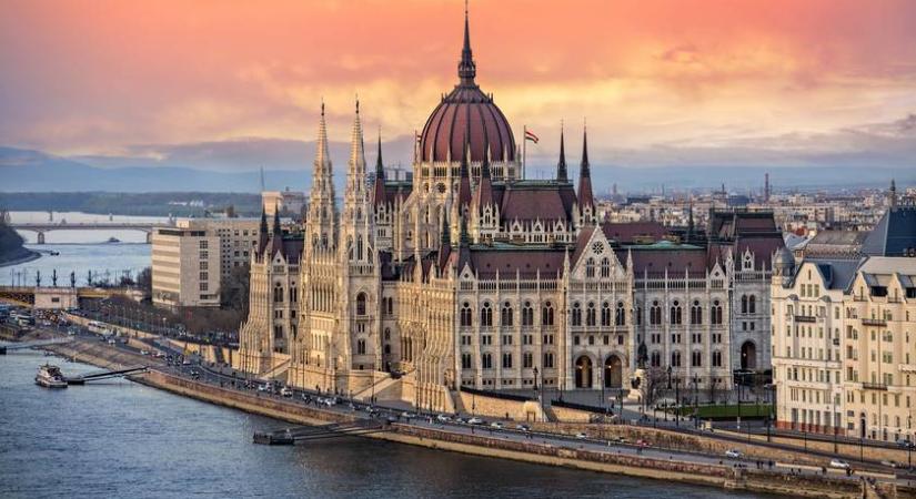 Ez lesz a menetrend a választások után: ekkor áll fel az új Országgyűlés és a kormány