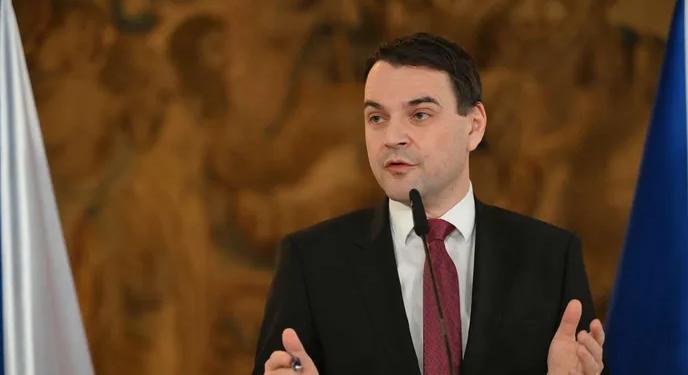Cseh külügyminiszter: Csehország egy szövetségesét veszítette el Orbán Viktor vereségével