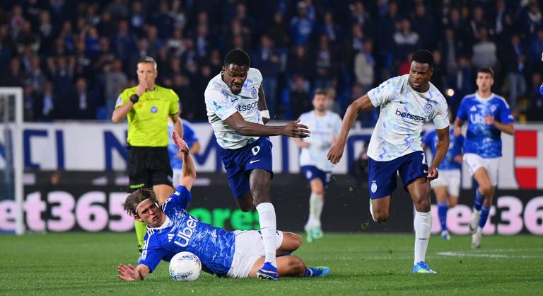 Gólfesztivál Comóban, a listavezető Internazionale kétgólos hátrányból nyert rangadót