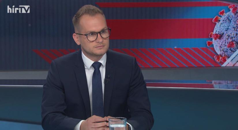 Deák Dániel felkelt és bocsánatot kért Hann Endrétől