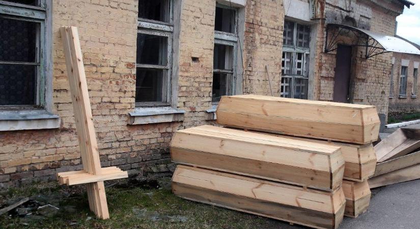 Egy jelentés szerint az orosz katonák ukrán hadifoglyokat végeztek ki Harkivban