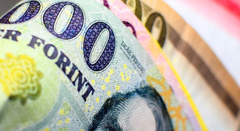 Szárnyal a forint a választási hírekre, kilőtt a tőzsde