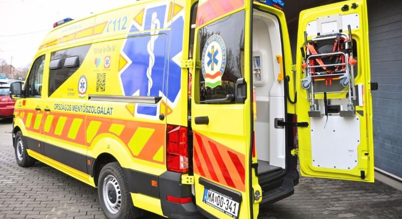 Szabolcsi csoda a szirénák alatt: mentőautóban látta meg a napvilágot Luca!