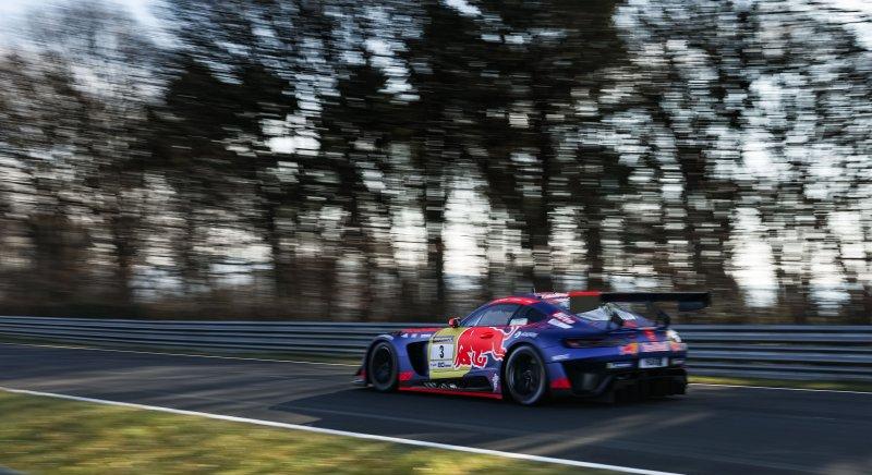 Hétvégén újra a Nürburgringen versenyez Verstappen, itt a program