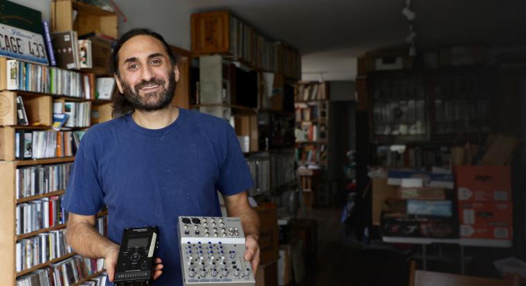 Te emlékszel még, miért jó hely az internet? Ez a férfi például 10 ezernél is több koncertfelvételt oszt meg ingyen