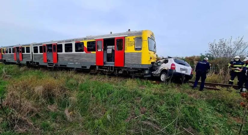 Halálos vonatbaleset: az autóba szorult sofőr életét vesztette