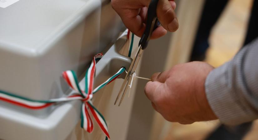 Önfeloszlatás után újrakezdés: Kiderült, kiben bízik a falu