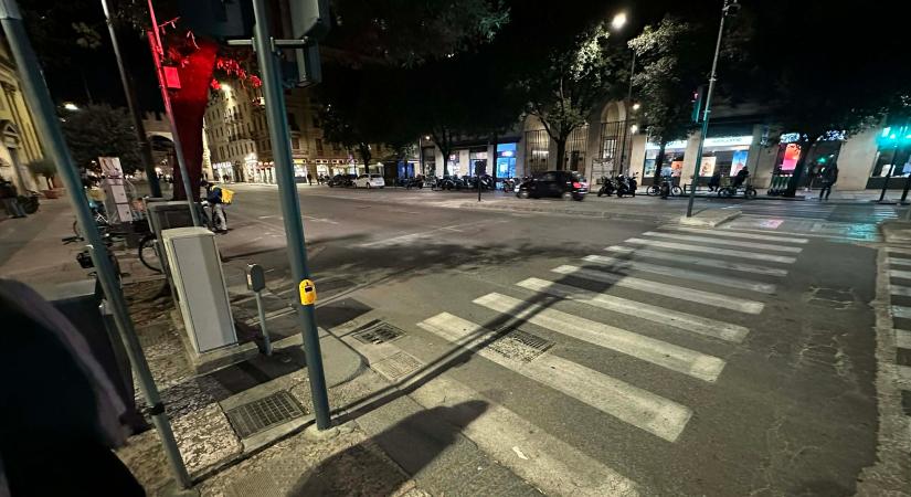 Zseniális lámpával szerelték fel ezt a gyalogátkelőt