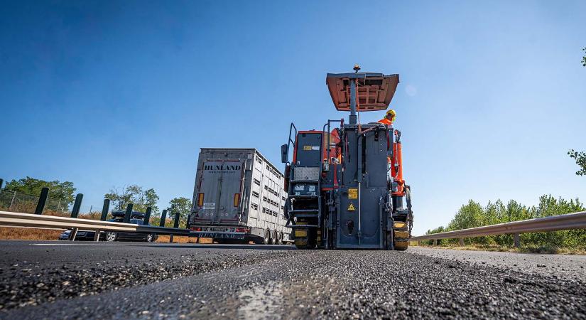 Felújítás indul az M30-on, itt lesz hosszú lezárás