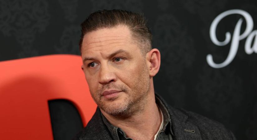 Döbbenetes a hasonlóság: Tom Hardy 18 éves fia mintha a színész klónja lenne