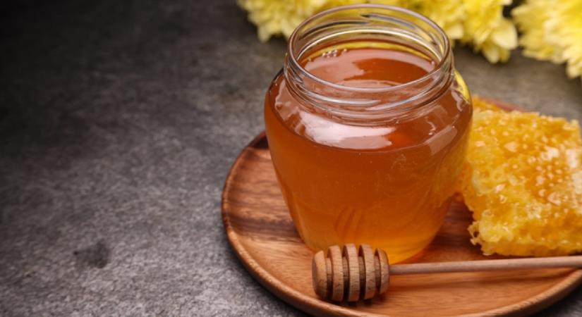 Rengetegen tárolják ezen a helyen a mézet: a szakértő szerint óriási baj, ha te is e szokás rabja vagy