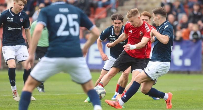 PMFC: mehet a matek, mert nem lejátszott a bajnoki cím sorsa