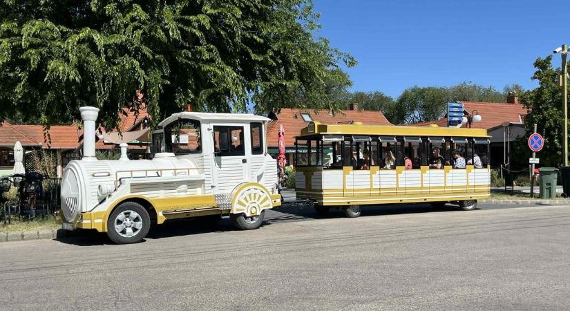 Elindult a szezon Cserkeszőlőn, új menetrenddel indul a kisvonat