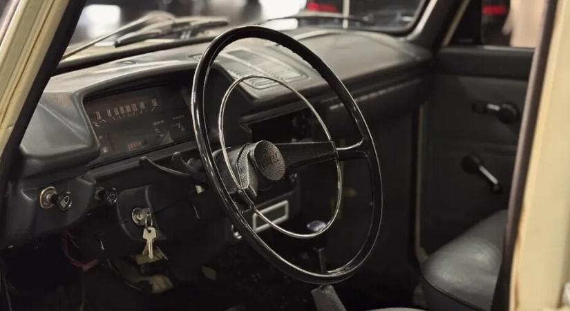 Időkapszula került elő: 34 éves, de új Moszkvics