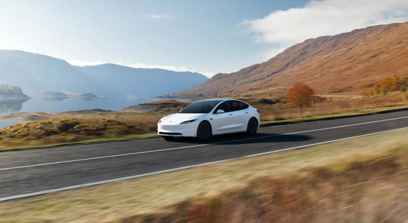 Megvan az első EU-s engedély - zöld utat kapott a Tesla önvezető rendszere Hollandiában