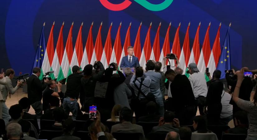 Élőben Magyar Péter nemzetközi sajtótájékoztatójáról – frissülő cikk