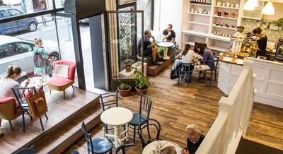 12 év után bezár a Zoska, egy darabot minden vendég hazavihet a reggelizőből