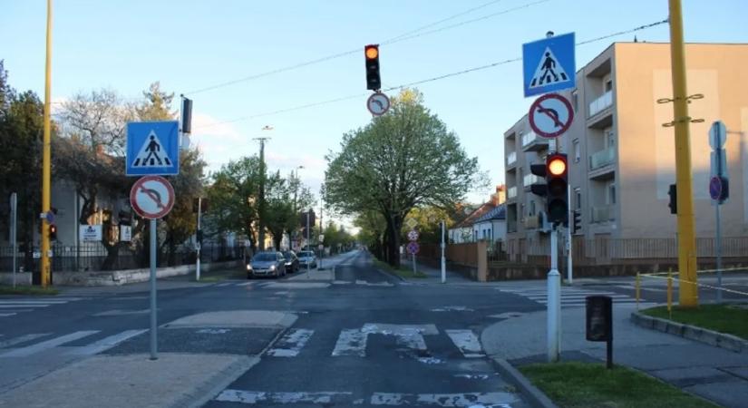 Pirosnál gázolt el egy gyalogost a szabálytalan autós