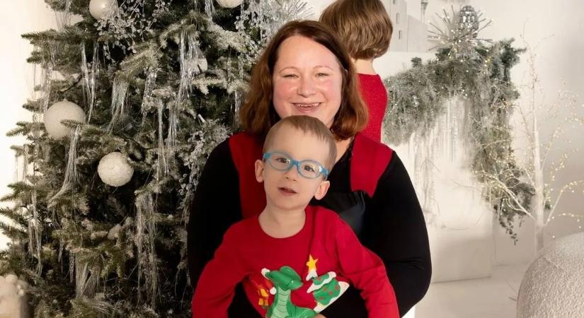 Új reményt adhat a különleges terápia: ismét gyűjtés indul Tamás fejlesztésére